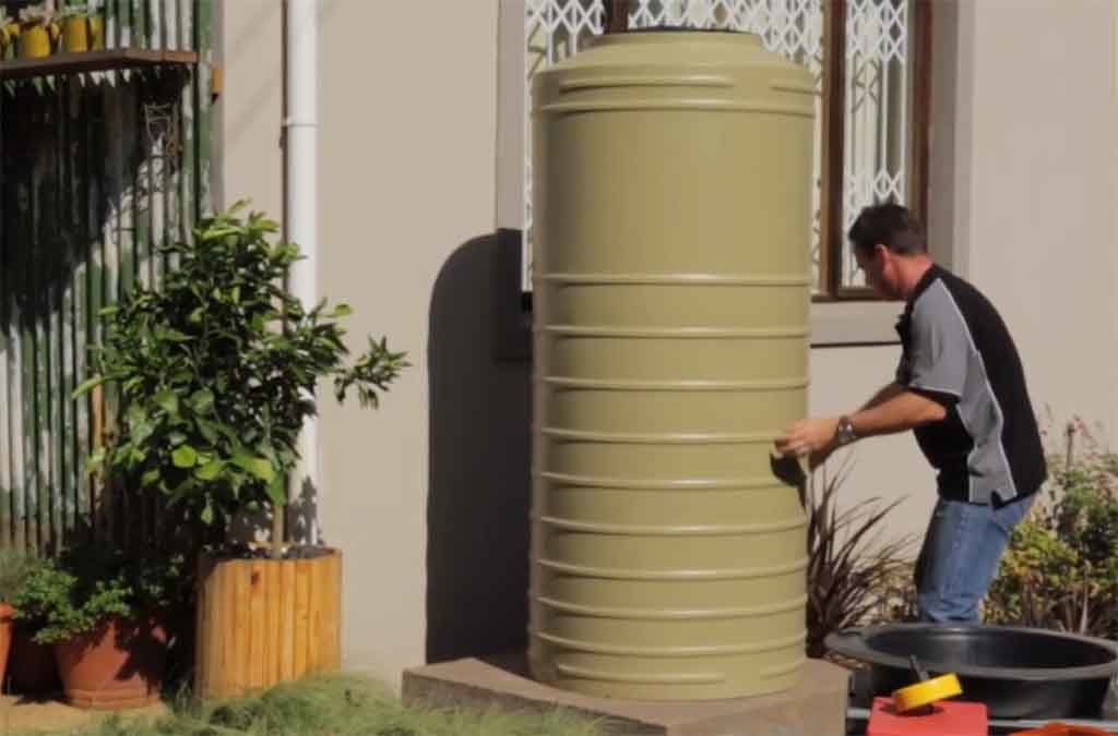 A Complete Guide to Installing a Water Tank