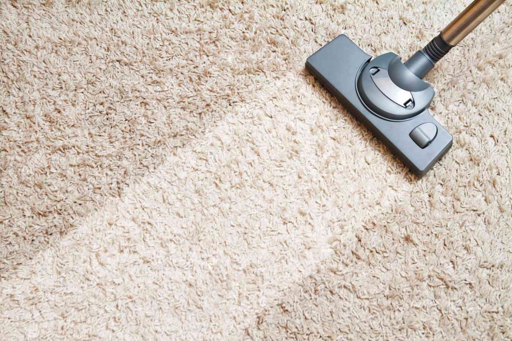 5 Common Signs It’s Time to Get Rid of Your Carpet