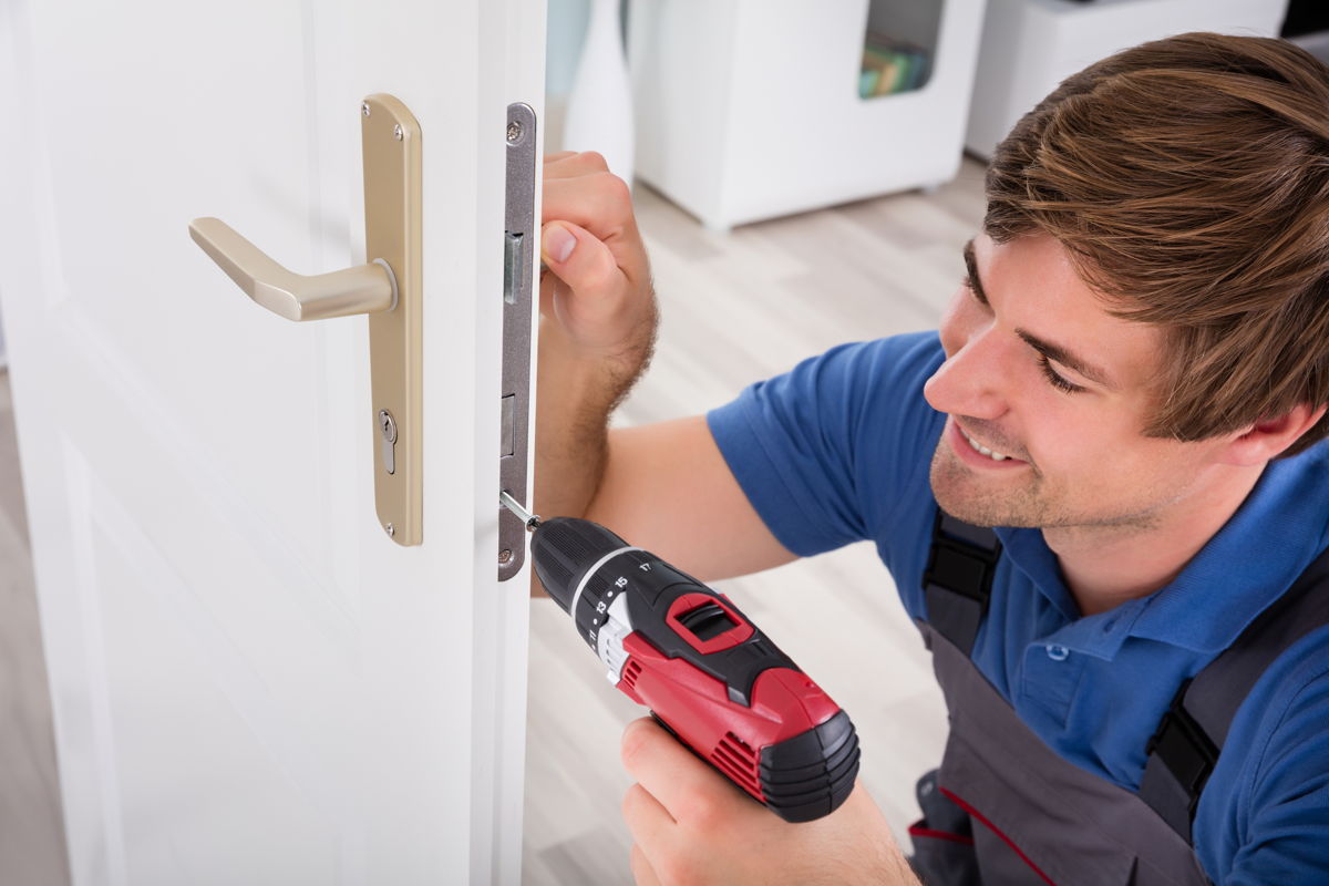 professional locksmith
